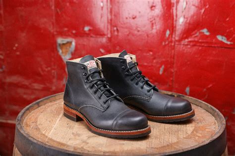 wolverine 1000 mile batch boot